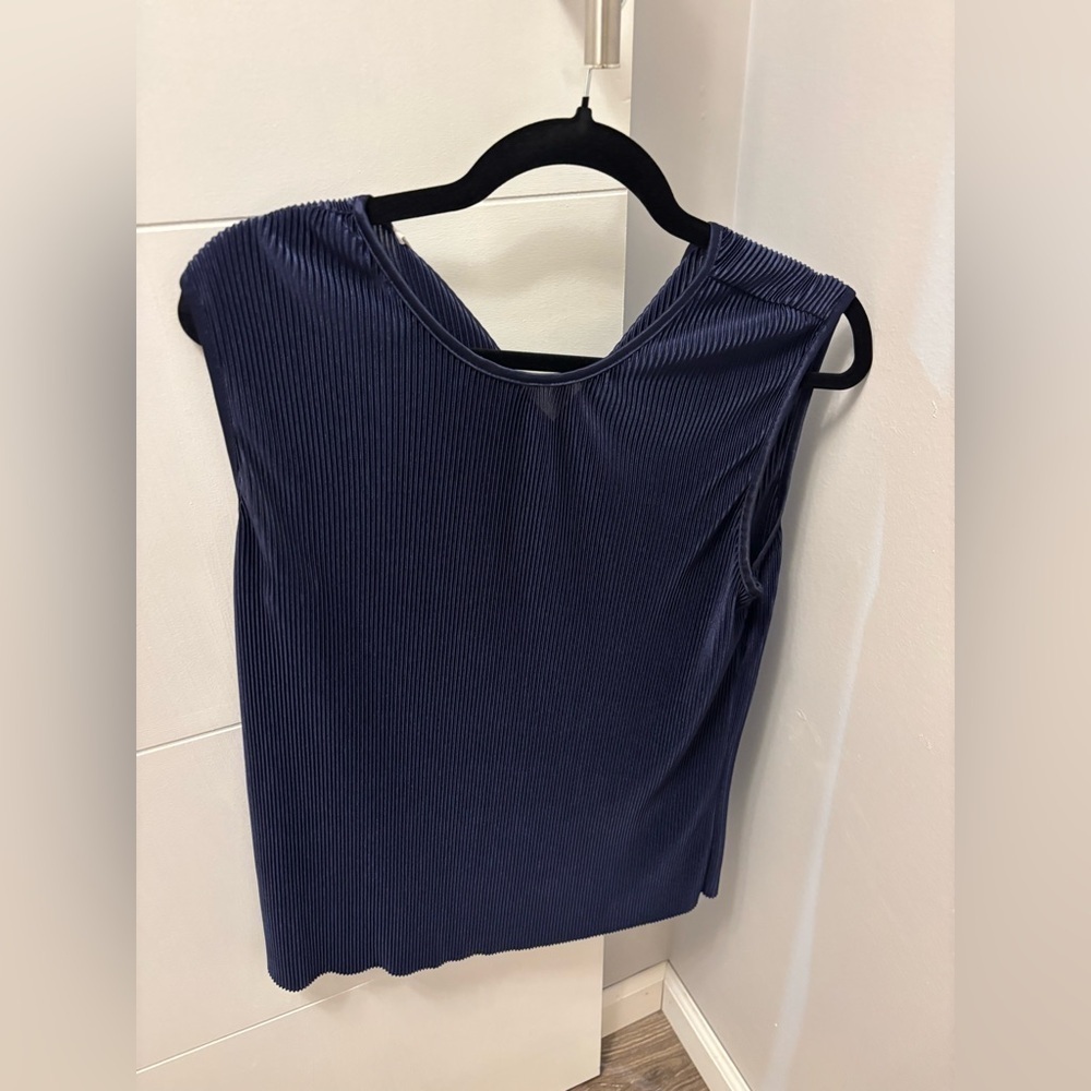 Pleione Women’s Navy Blue Pleated Top Blouse Size L